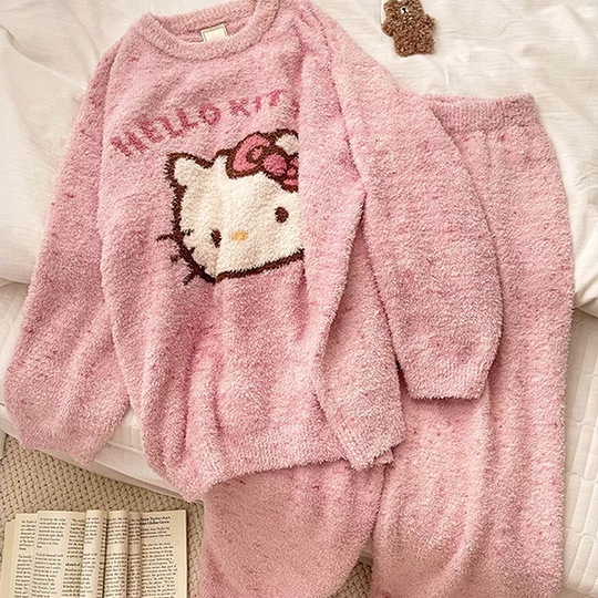 Hello Kitty Pajama Set